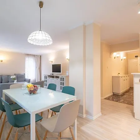 ☆ Lovely Moments In 2br App Next To Vitosha Str ☆ * Sofia