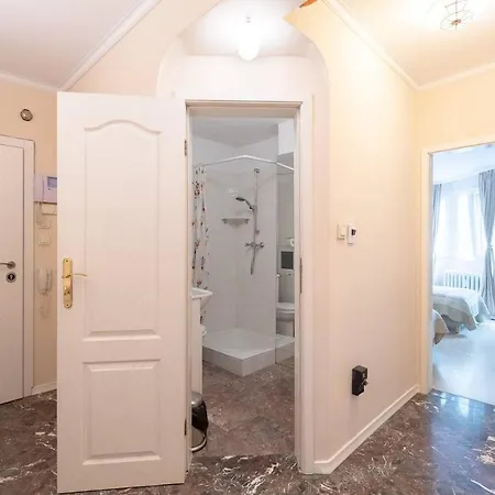 ☆ Lovely Moments In 2br App Next To Vitosha Str ☆ * Sofia