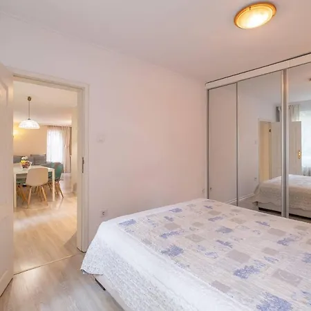 Apartment ☆ Lovely Moments In 2br App Next To Vitosha Str ☆
